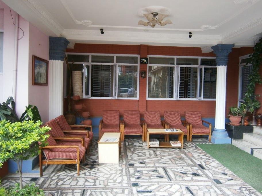 Amar Hotel Катманду Экстерьер фото