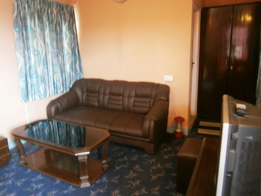 Amar Hotel Катманду Экстерьер фото